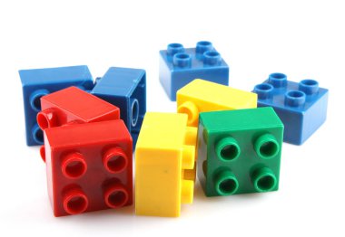 yapı taşları üzerinde beyaz izole