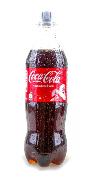 Aytos Bulgaria Enero 2014 Coca Cola Aislada Sobre Fondo Blanco — Foto de Stock