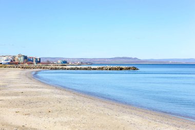 Pomorie, Bulgaristan - Februari 01, 2019: Ahyolu, Bulgaristan kasaba görünümünden.