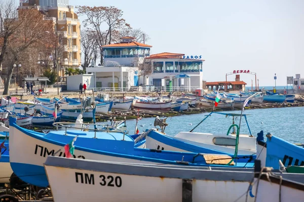 Pomorie Bulgarije Maart 2019 Lente Wandeling Door Het Centrale Deel — Stockfoto