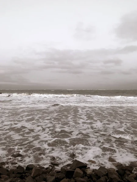 Mer Avec Nuages Photos Stock — Photo