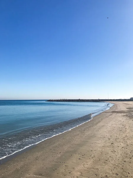 Vista Panoramica Del Mare Contro Cielo Blu Chiaro Luce Del — Foto Stock