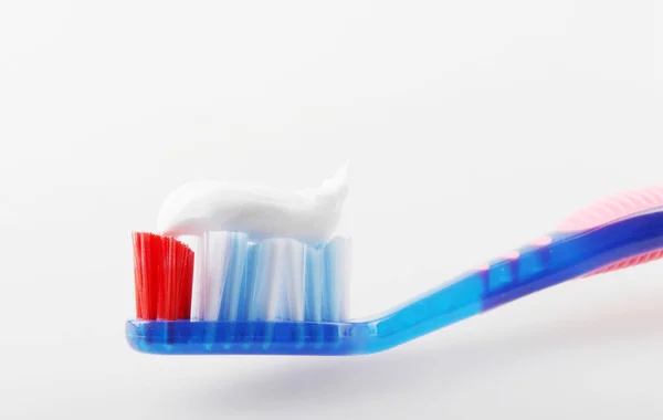 Beyaz Arkaplanda Diş Fırçası — Stok fotoğraf