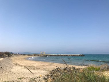 Bulgaristan 'ın Pomorie kentindeki Güzel Sahil ve İnanılmaz Deniz.