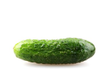 Beyaz Arkaplan Karşısında Taze Salatalık