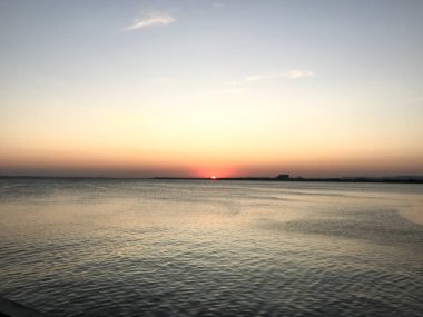 Pomorie Yakınlarındaki Güzel Gün Batımı, Bulgaristan.