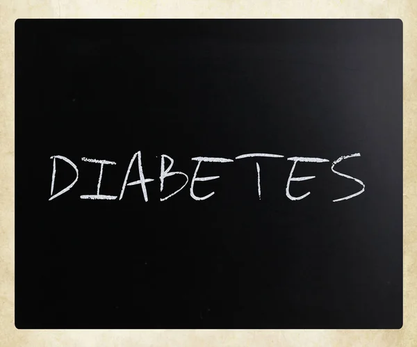 La palabra "Diabetes" escrita a mano con tiza blanca en una pizarra — Foto de Stock