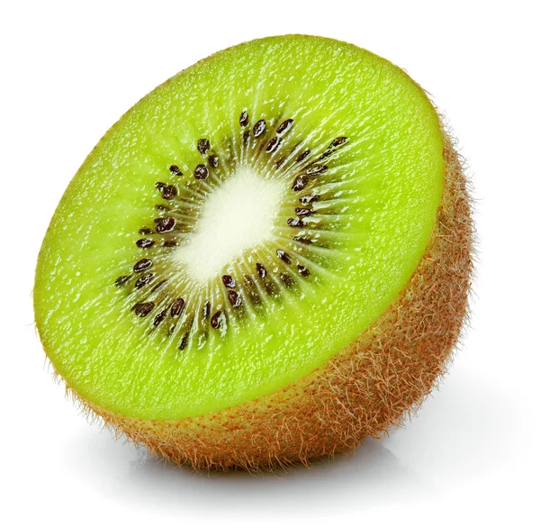 Jumătate din fructele kiwi izolate pe alb — Fotografie, imagine de stoc