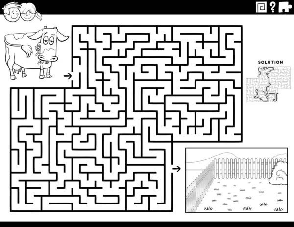 Black White Cartoon Illustration Educational Maze Puzzle Game Children Cow — 스톡 벡터