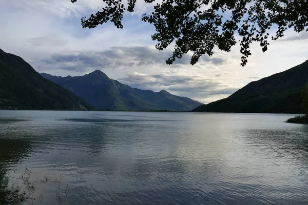 Lago Como Norte Italia Fotos de stock libres de derechos