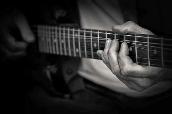Man Plays Guitar Black White — Stock Photo, Image