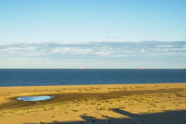 Lowestoft Suffolk 'ta kumsal ve kum tepeleri