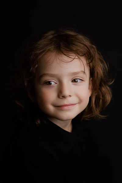 5-årig pojke Studio porträtt — Stockfoto