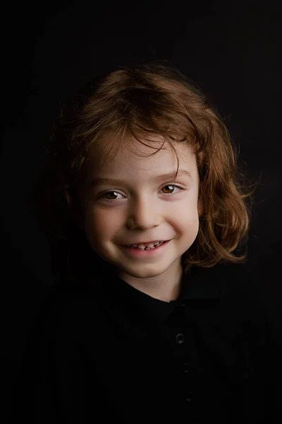 5 year old boy studio portrait — Stock Photo, Image