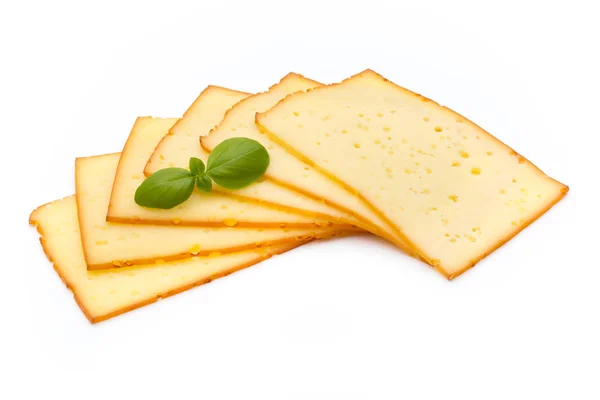 Rebanadas de queso aisladas sobre el fondo blanco . —  Fotos de Stock