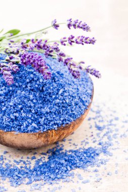 Çiçek desenli lavanta tuzu..