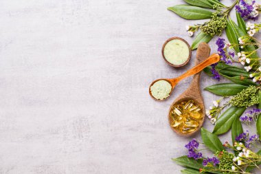 Bio bitkisel yeşil kozmetik düzenleme, deniz tuzu ve el yapımı çünkü