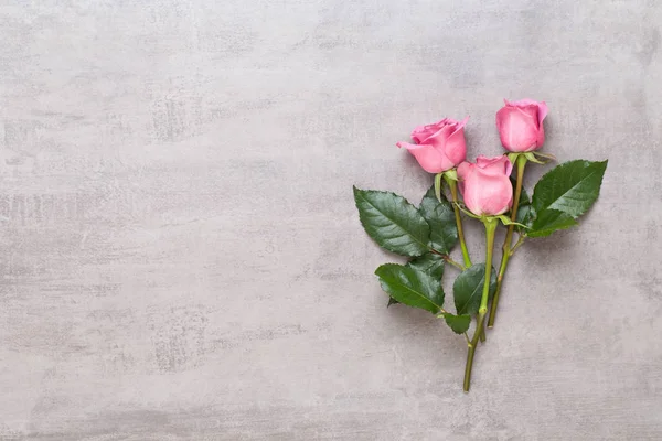 Fiori San Valentino composizione giorno. Telaio realizzato in rosa rosa su gr — Foto Stock