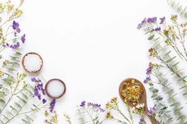 Bio bitkisel yeşil kozmetik düzenleme, deniz tuzu ve el yapımı çünkü