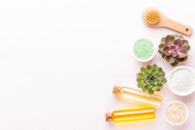 Spa arka plan ile el yapımı bio kozmetik ve kaktüs compositio