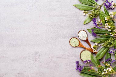 Bio bitkisel yeşil kozmetik düzenleme, deniz tuzu ve el yapımı çünkü