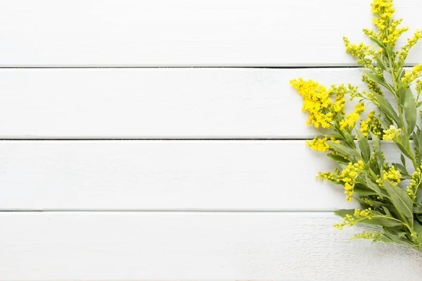 Conceito de beleza e moda com spa definido em pastel rústico de madeira — Fotografia de Stock