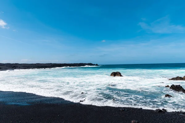 bir görünümü Beach, lanzarote, Kanarya Adaları, İspanya.
