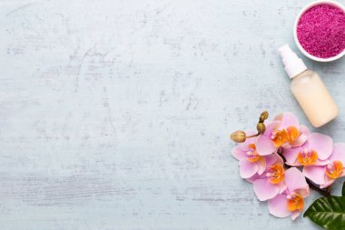 Klasik arka planda orkide çiçekleri. Spa arka planı, spa