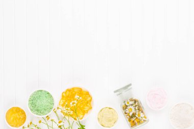 Aromaterapi, papatya çayı, bitkisel yağ, sabun, se ile kaplıca hayatı