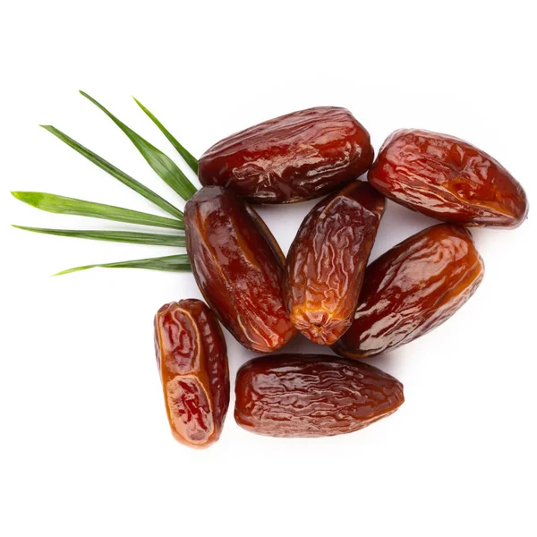 Kuru tarihler beyaz arkaplanda izole edilmiş. Üst Manzara. Düz yatıyordu.