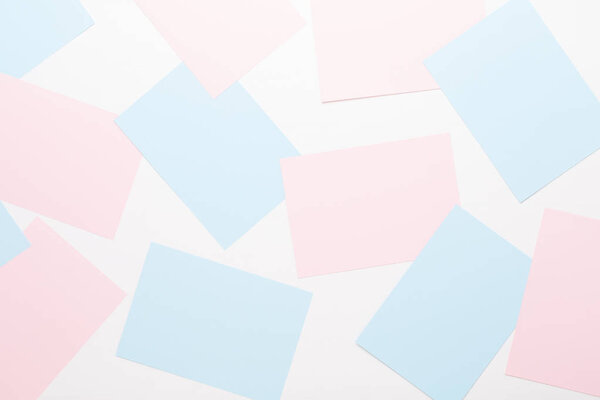 Абстрактный геометрический фон в светлых пастельных тонах из листов
 