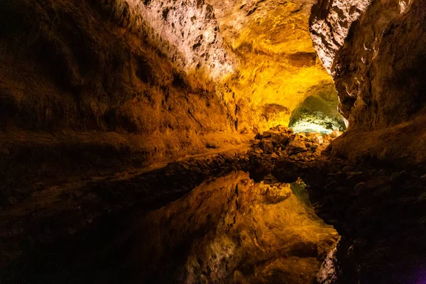 Cueva de los Verdes-místo na návštěvu na ostrově Lanzarote. — Stock fotografie