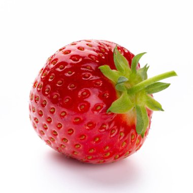 Beyaz arka planda taze çilekler var. İzole edilmiş - Ima