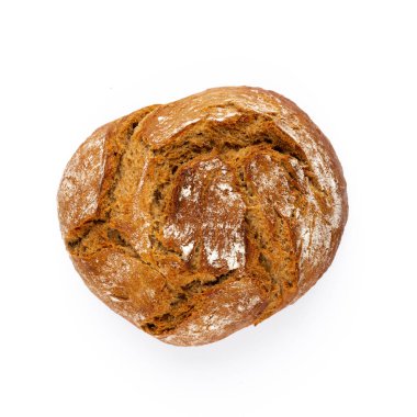 Beyaz arkaplanda çavdar ekmekleri.