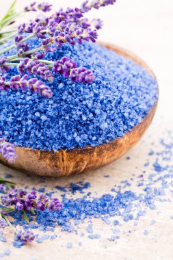 Çiçek desenli lavanta tuzu..