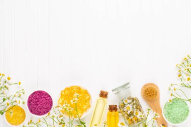 Aromaterapi, papatya çayı, bitkisel yağ, sabun, se ile kaplıca hayatı