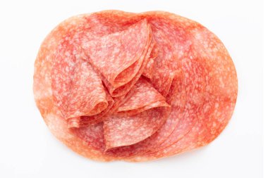 Beyaz arka planda salamlı sandviç..