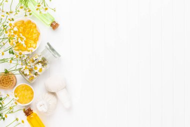 Aromaterapi, papatya çayı, bitkisel yağ, sabun, se ile kaplıca hayatı