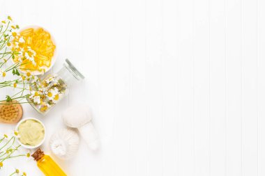 Aromaterapi, papatya çayı, bitkisel yağ, sabun, se ile kaplıca hayatı
