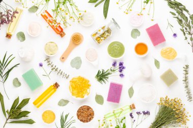 Spa aromaterapi çiçek arka plan, düz yatıyordu.