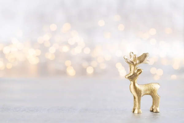 Weihnachten Rentiere auf Bokeh Silber Hintergrund. Weihnachten oder Neujahr Stockbild