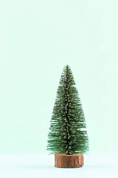 Karácsonyfa Pasztell Színű Háttér Karácsony Vagy Újév Minimális Koncepció — Stock Fotó
