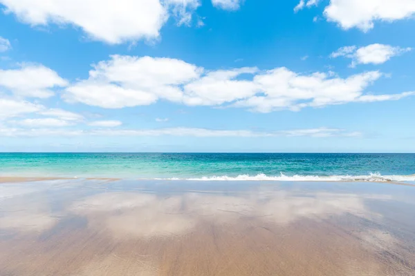 Panorama Hermosa Playa Mar Tropical Lanzarote Canarios — Foto de Stock