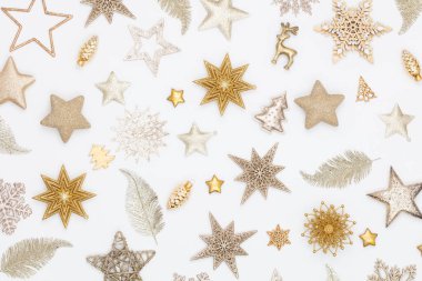 Beyaz ahşap masanın üzerinde Noel arkaplanı.