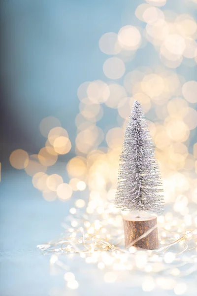 Kerst Sparren Met Boom Wazig Glanzende Lichten — Stockfoto