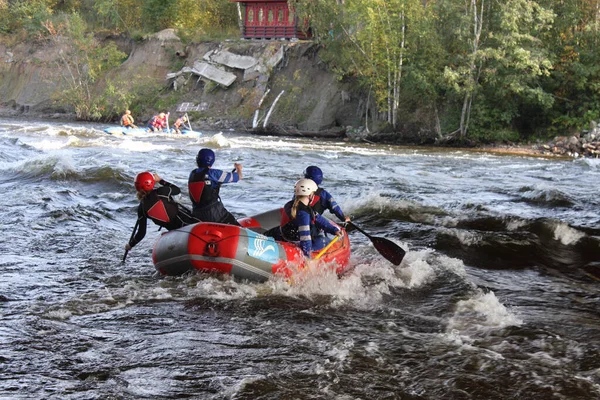 2020 Rosja Obwód Leningradzki Wieś Losevo Trening Raftingu Rzece Vuoksa — Zdjęcie stockowe