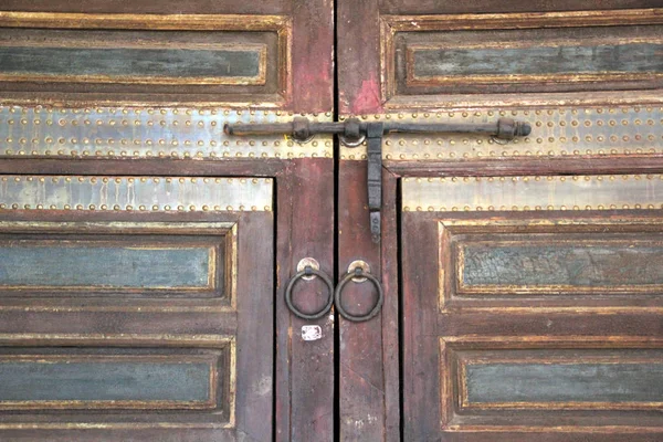 Vintage dveře a popisovače — Stock fotografie