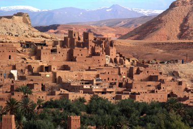 Eski Kasbah Moroccos desertic kırsalında bulundu