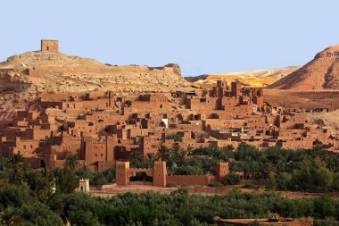 Eski Kasbah Moroccos desertic kırsalında bulundu
