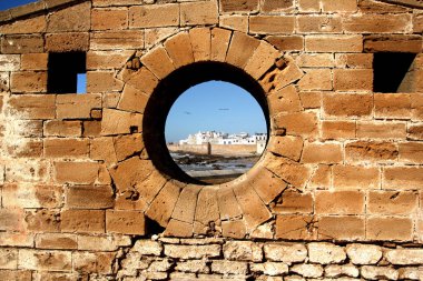 Essaouira antik duvarlar ve toplar kale